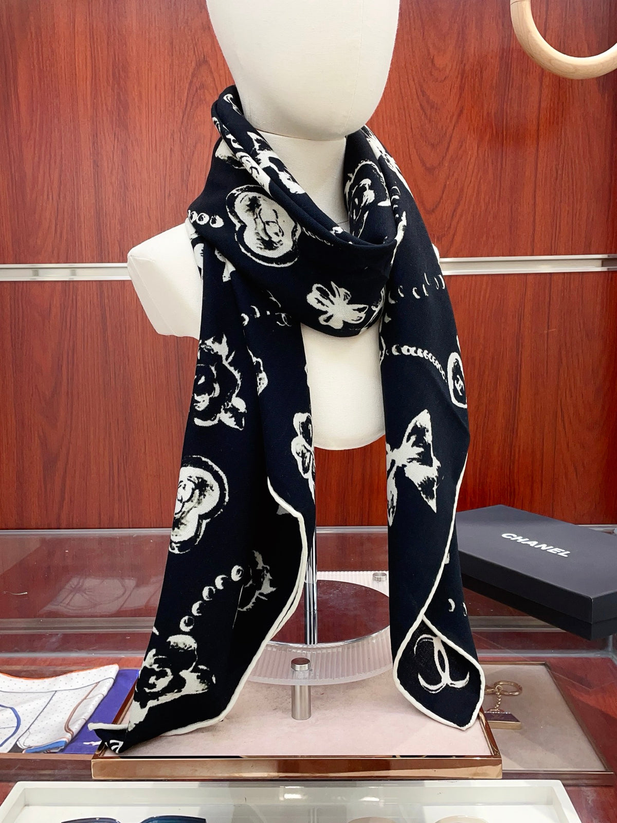 China Replica Chanel Scarf 78usd Only