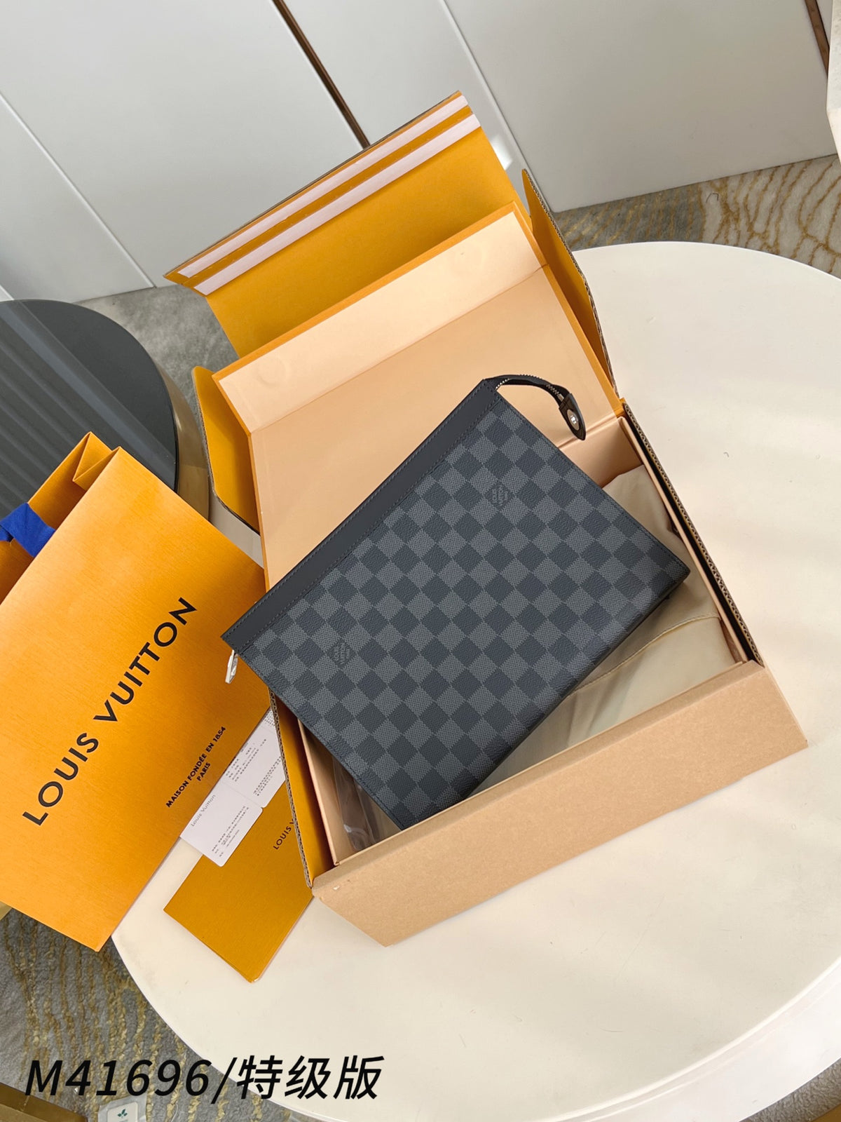 China Replica LV Handbags 120usd Only