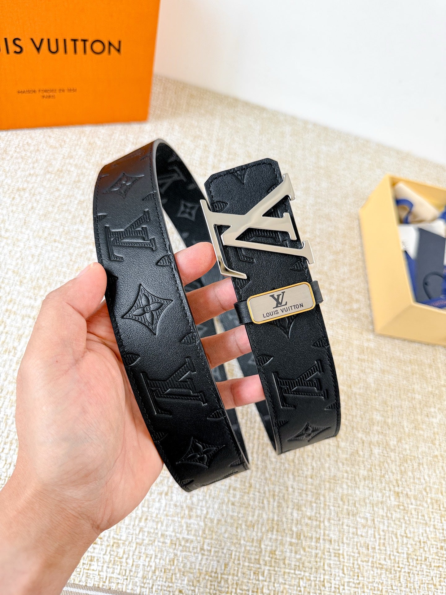 China Replica LV Belts 49usd Only