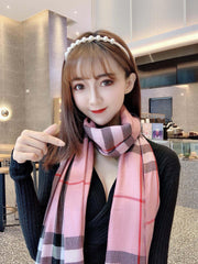 China Replica Burberry Scarf 40usd Only