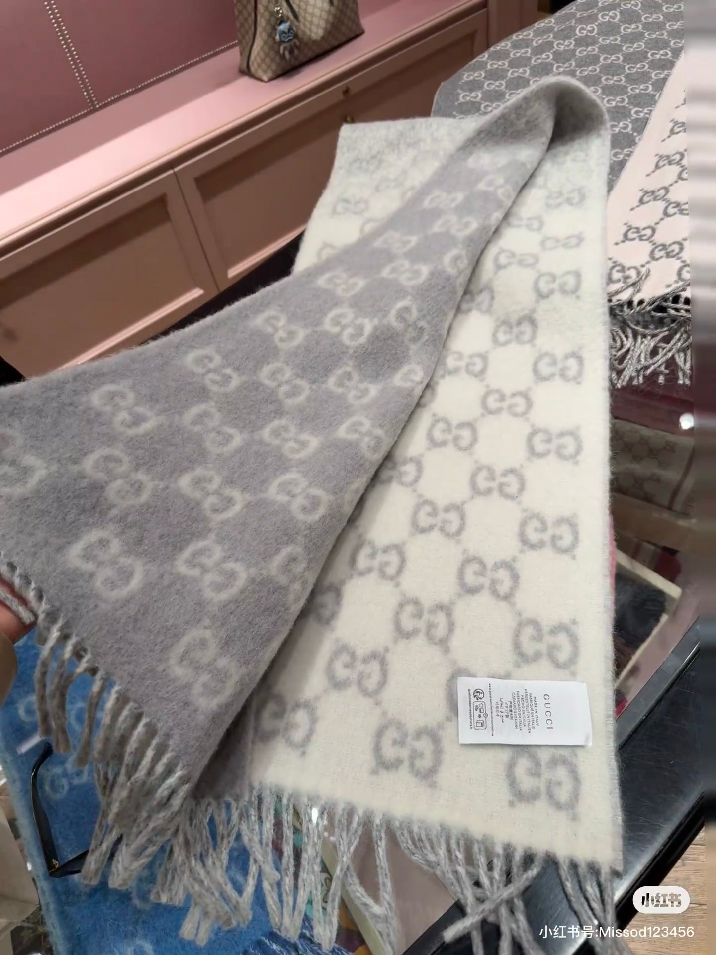 China Replica Gucci Scarf 54usd Only