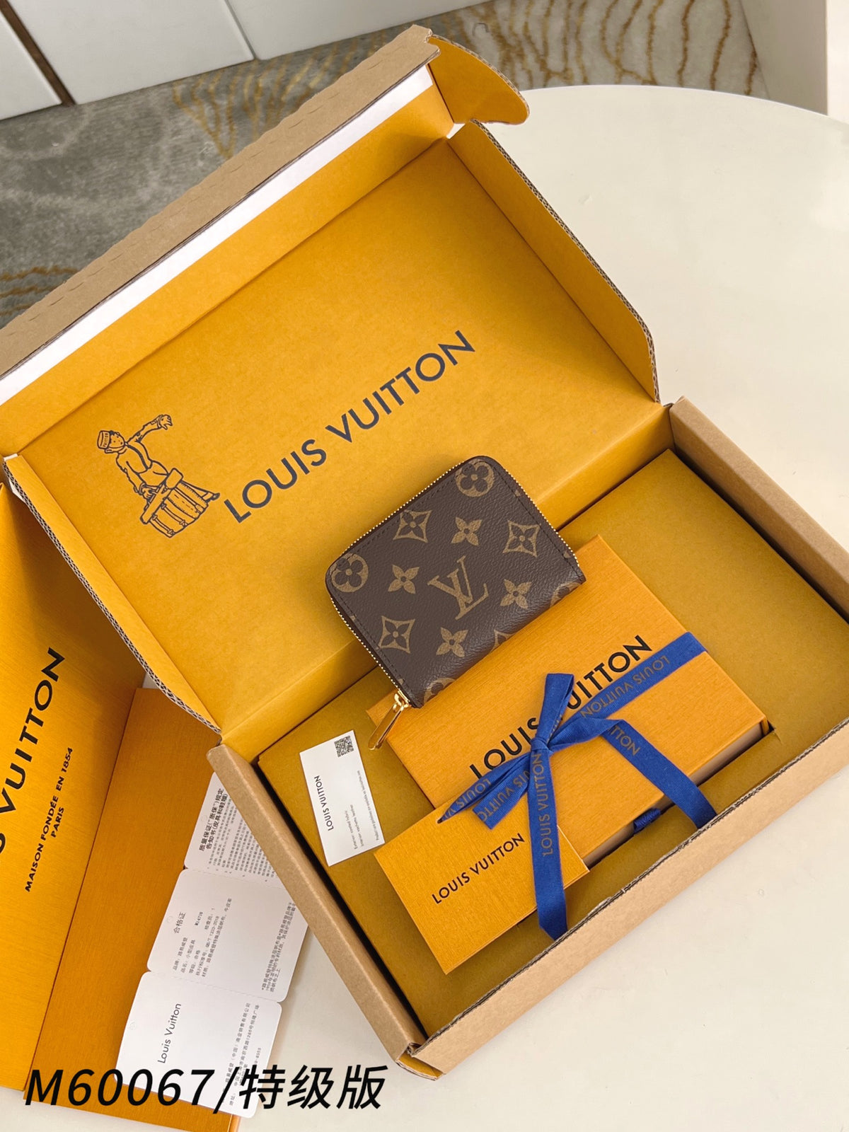 China Replica LV Handbags 81usd Only