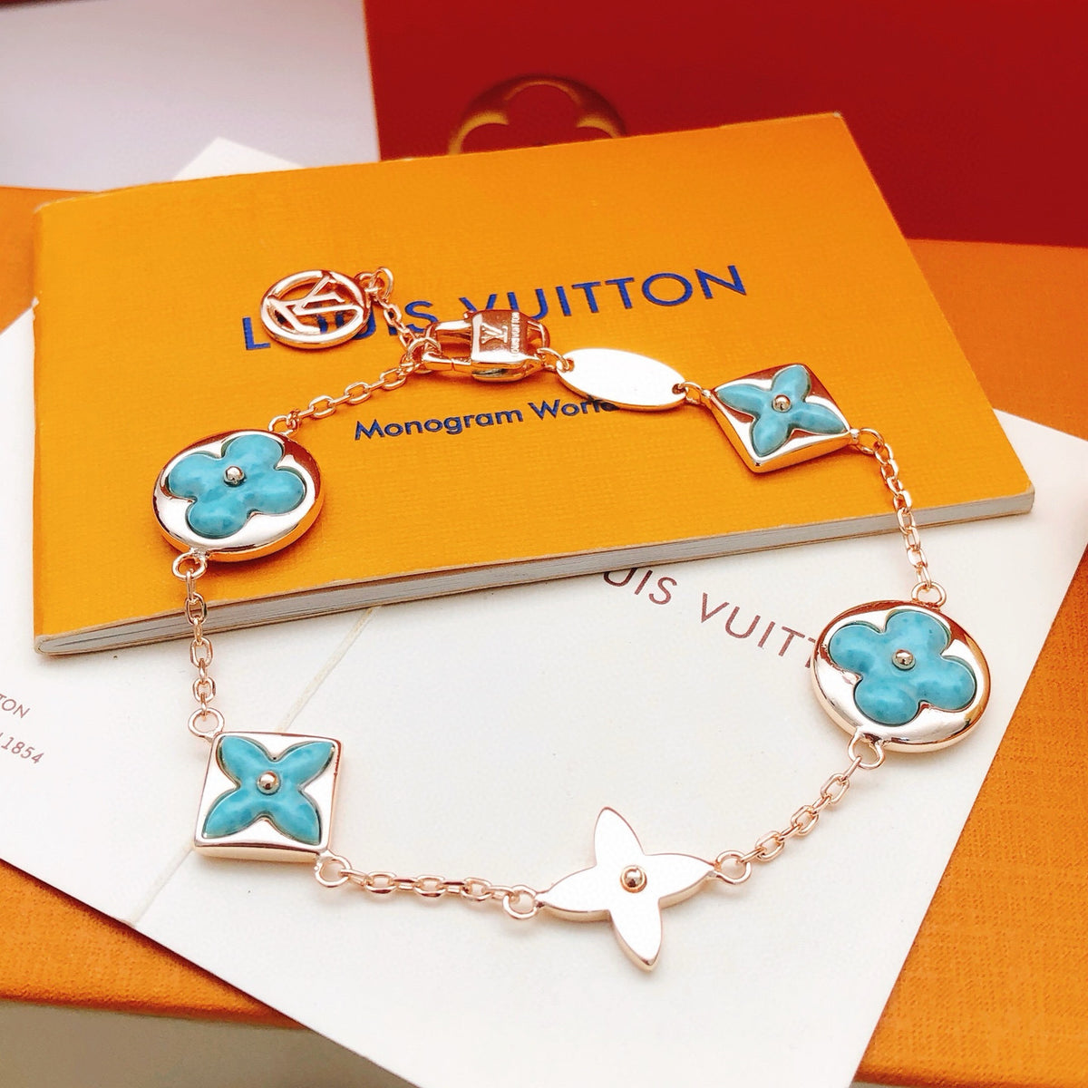 China Replica LV Bracelets 35usd Only