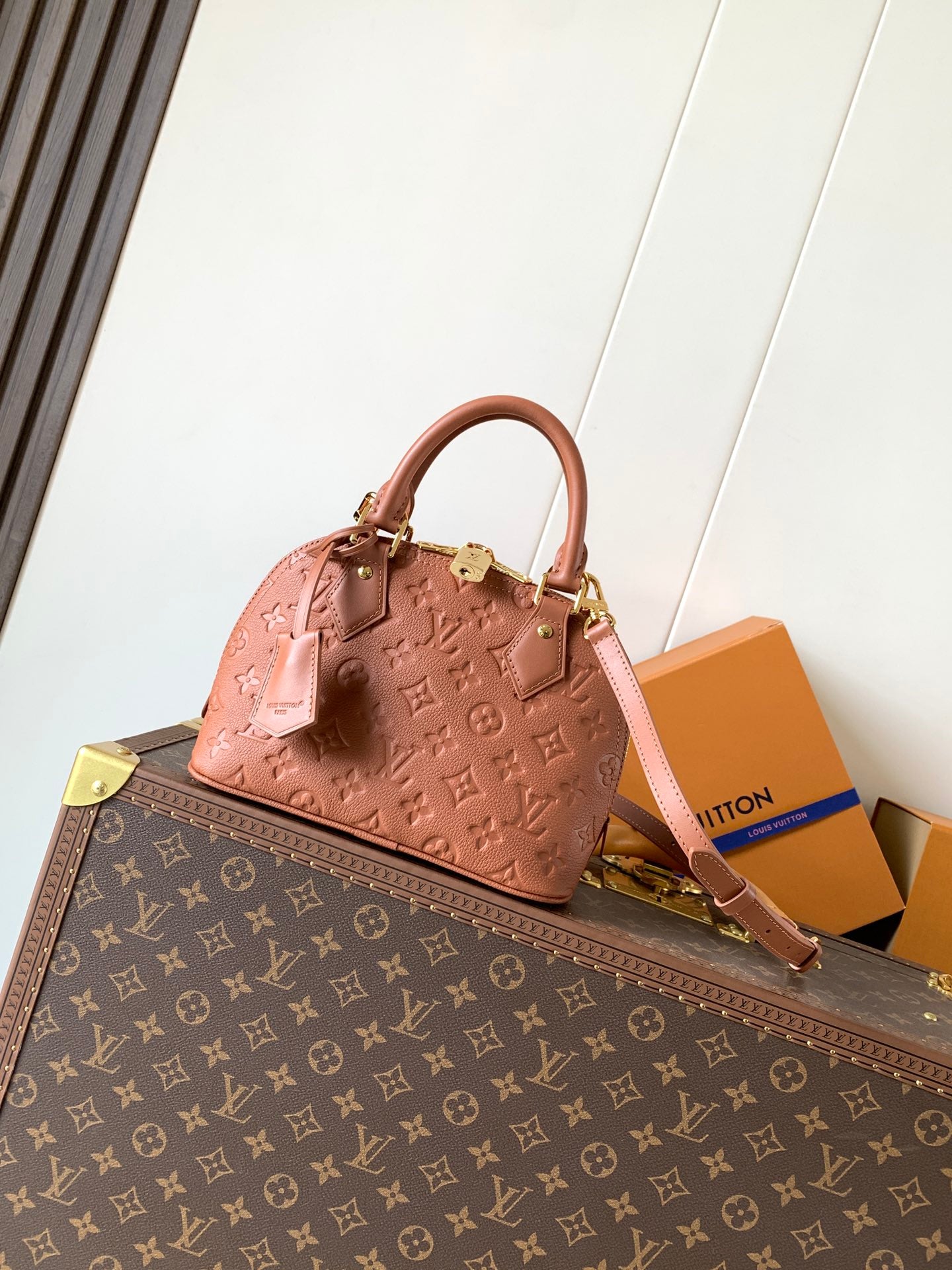 China Replica LV Handbags 165usd Only
