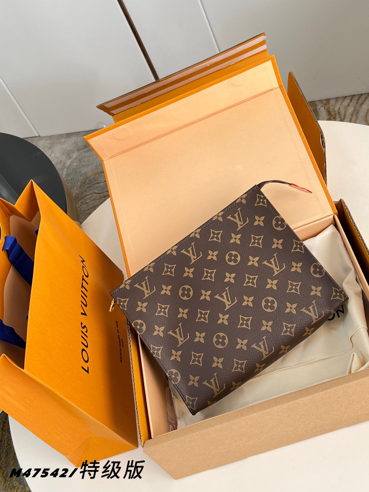 China Replica LV Handbags 105usd Only