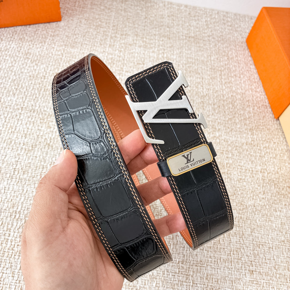 China Replica LV Belts 49usd Only