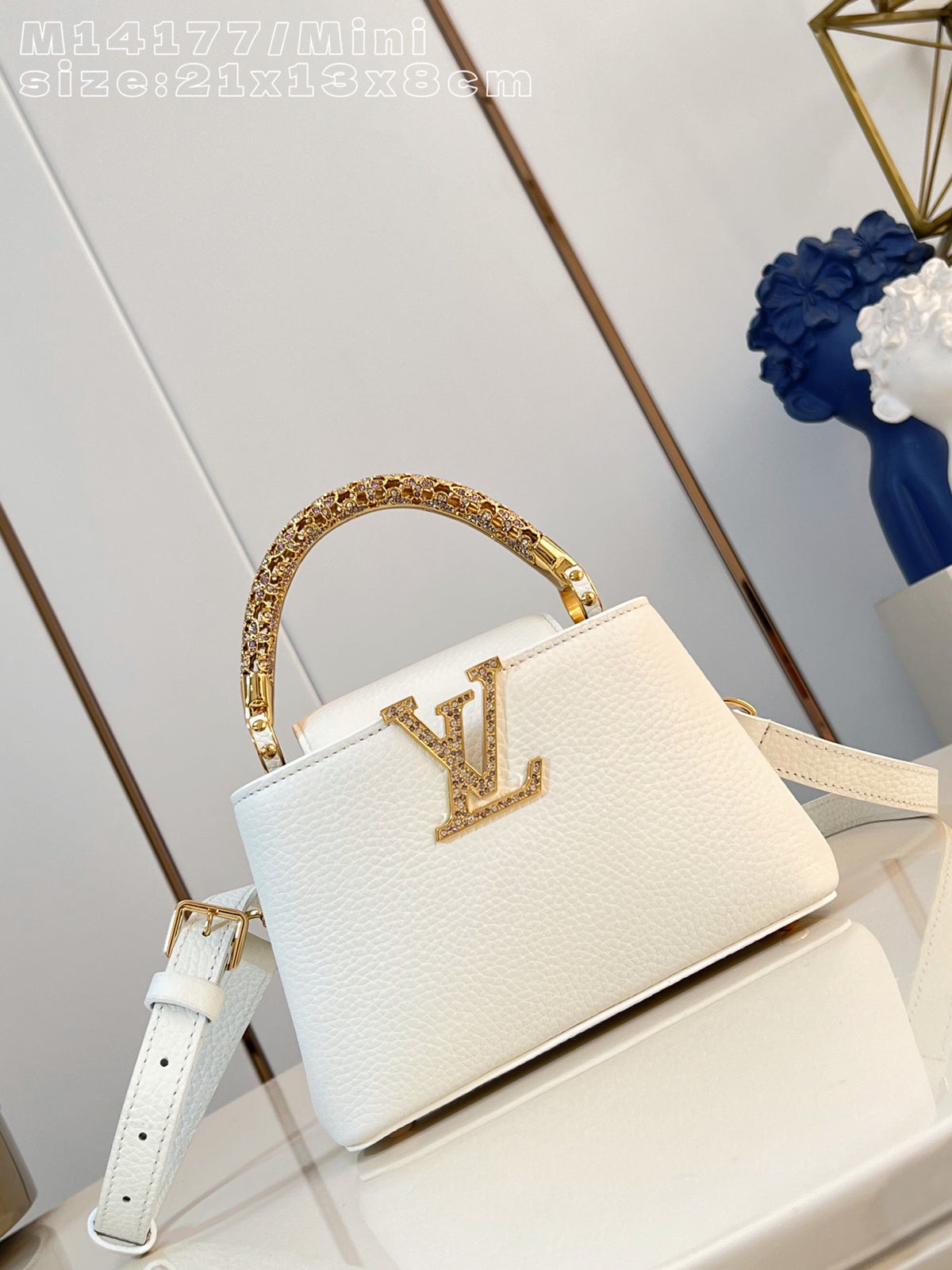 China Replica LV Handbags 330usd Only