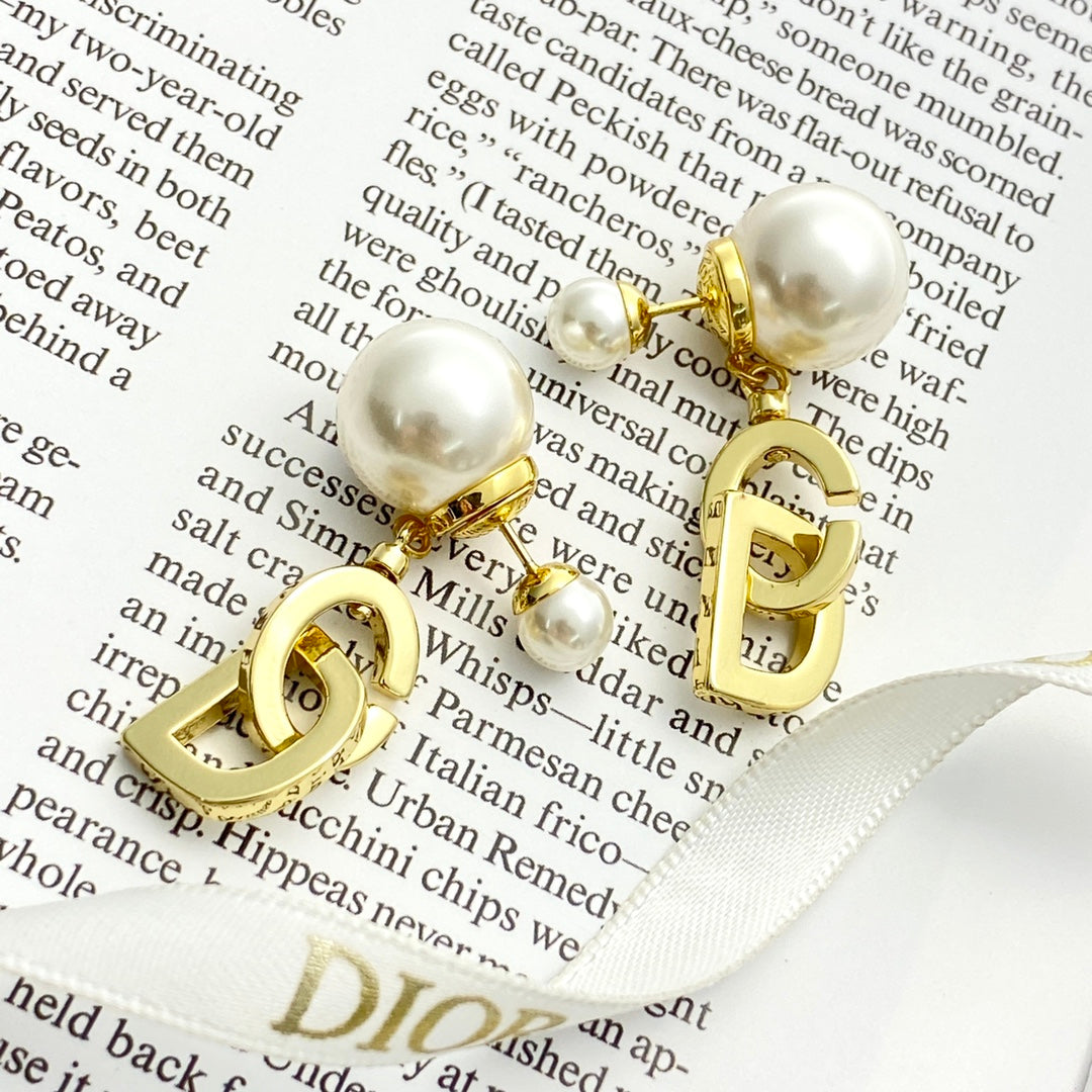 China Replica Dior Earrings 32usd Only
