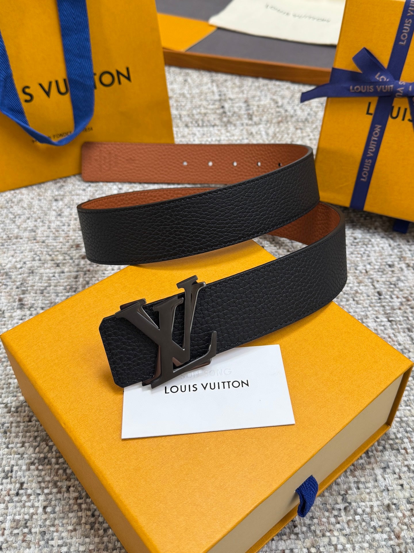 China Replica LV Belts 52usd Only