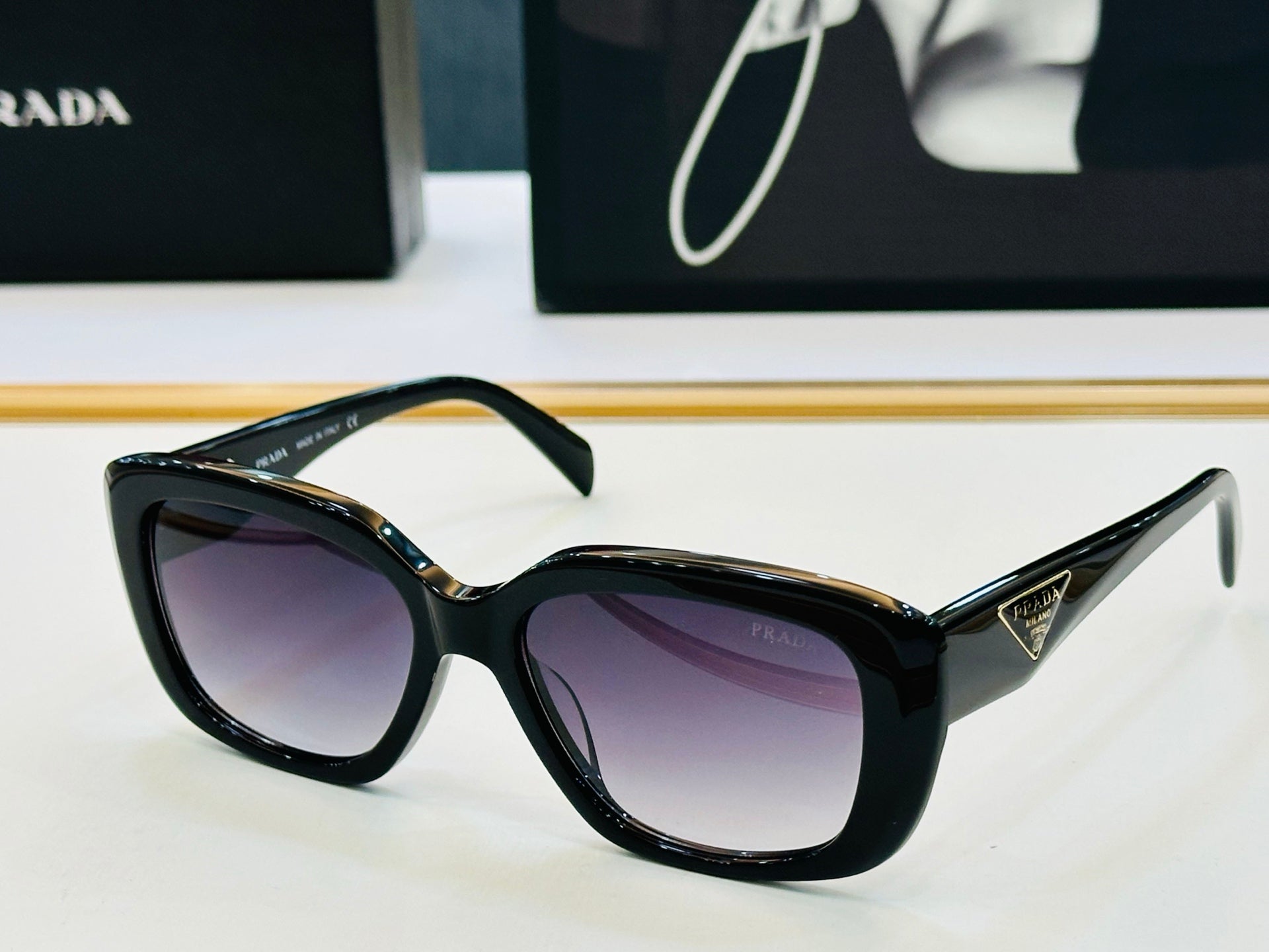 China Replica Prada Sunglasses 38usd Only