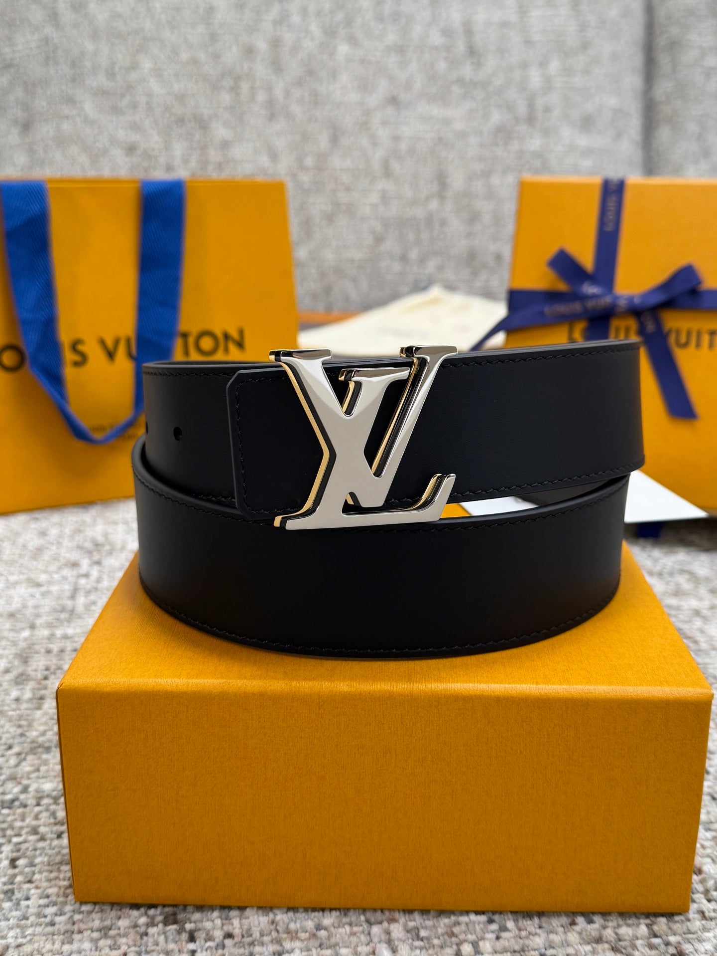 China Replica LV Belts 52usd Only