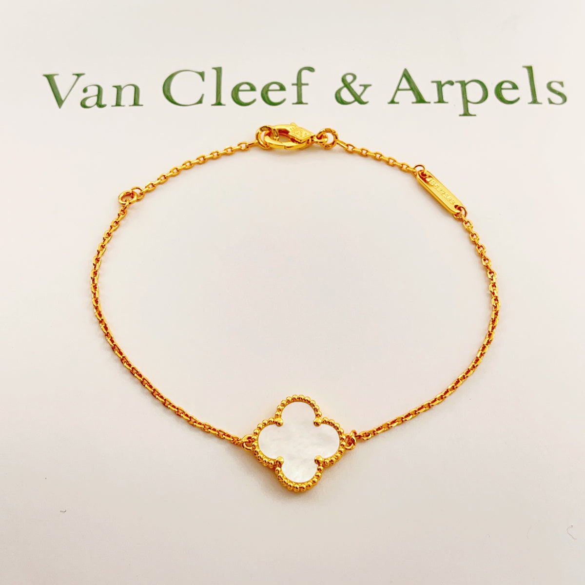 China Replica Van Cleef Arpels Bracelets 22usd Only