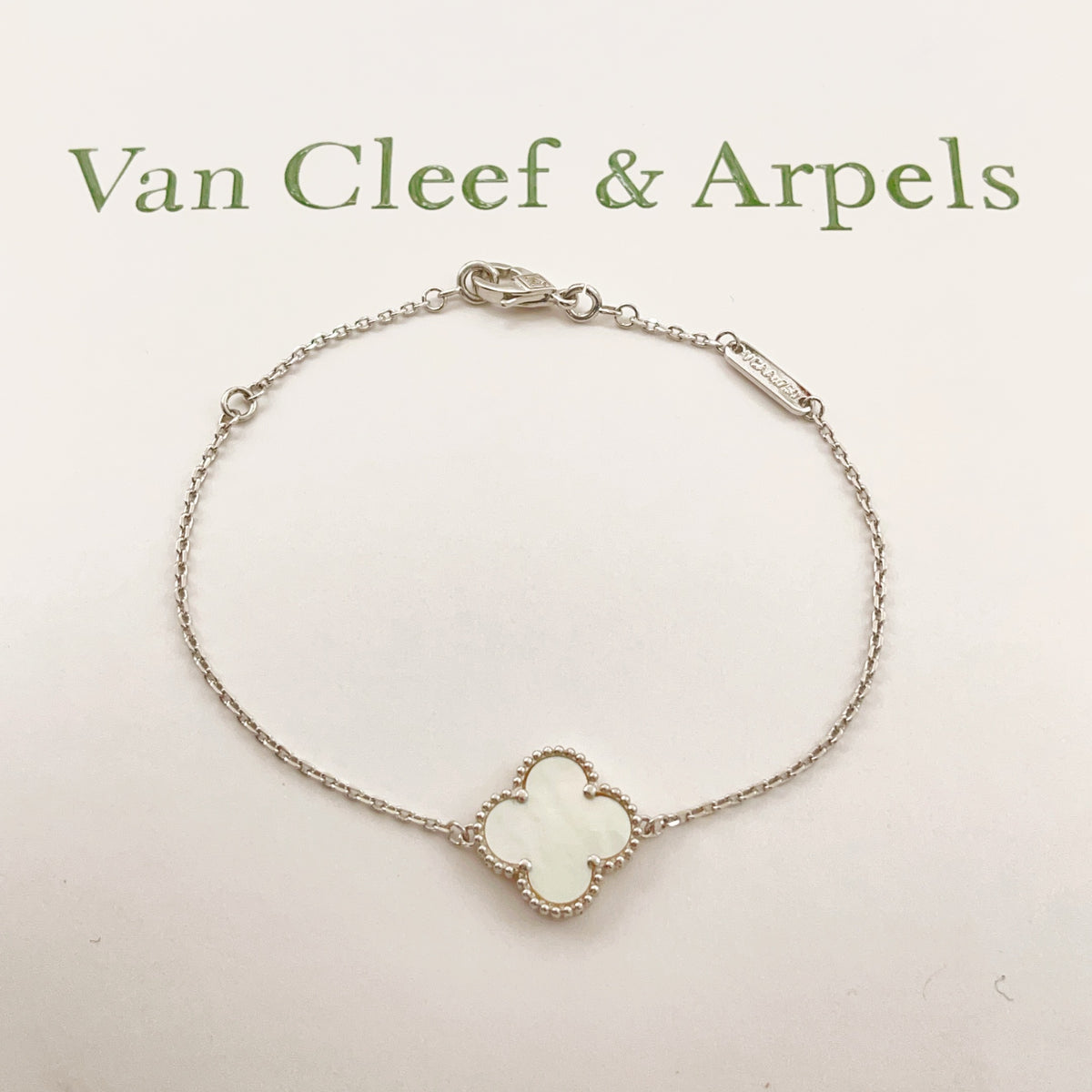 China Replica Van Cleef Arpels Bracelets 22usd Only