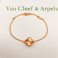 China Replica Van Cleef Arpels Bracelets 22usd Only