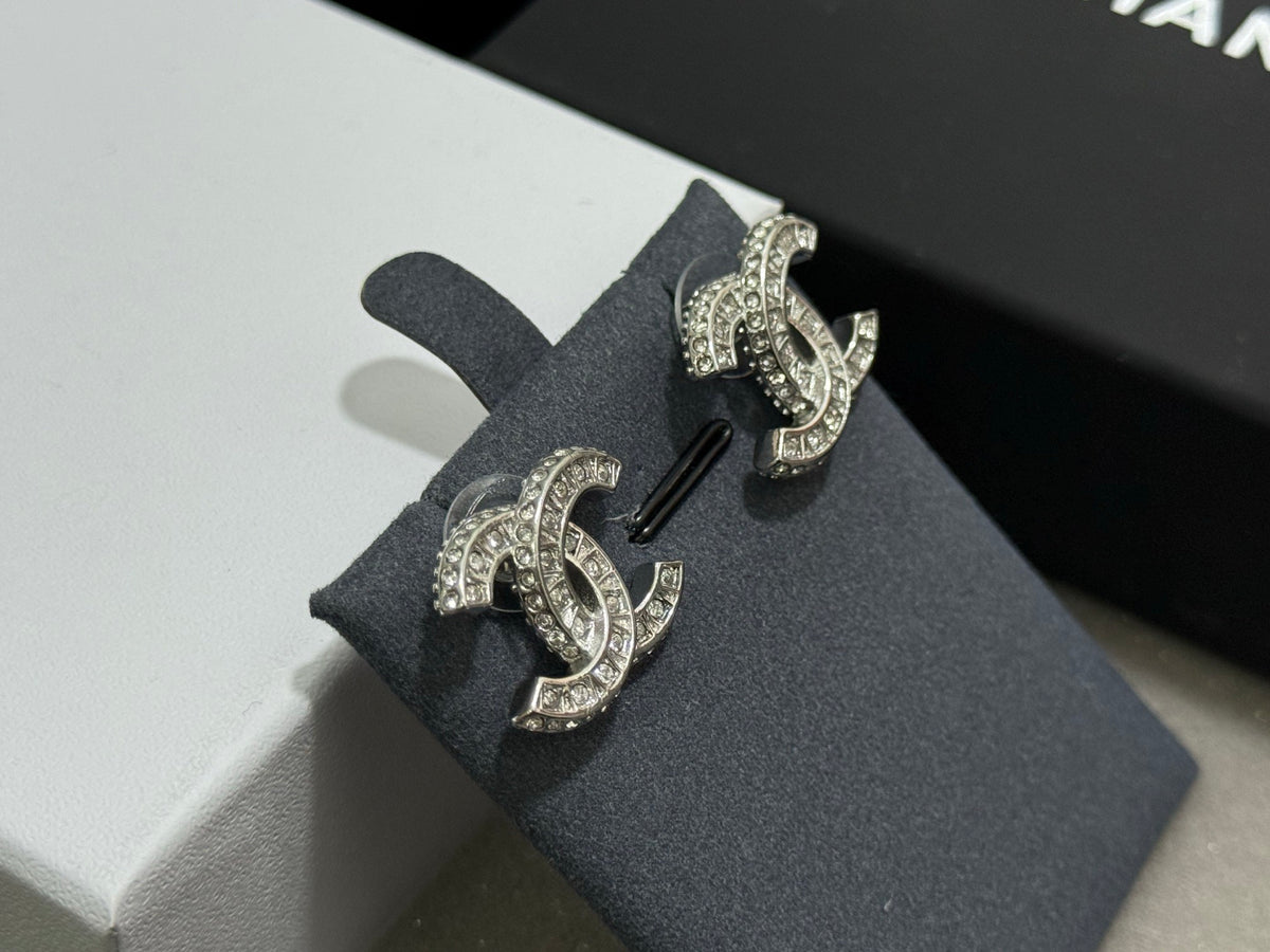China Replica Chanel Earrings 19usd Only