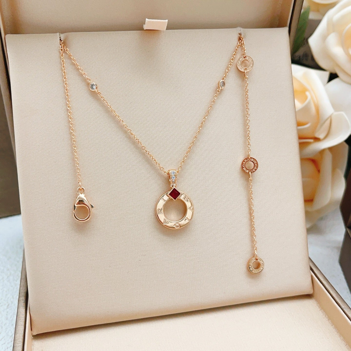 China Replica Bvlgari Necklaces 38usd Only