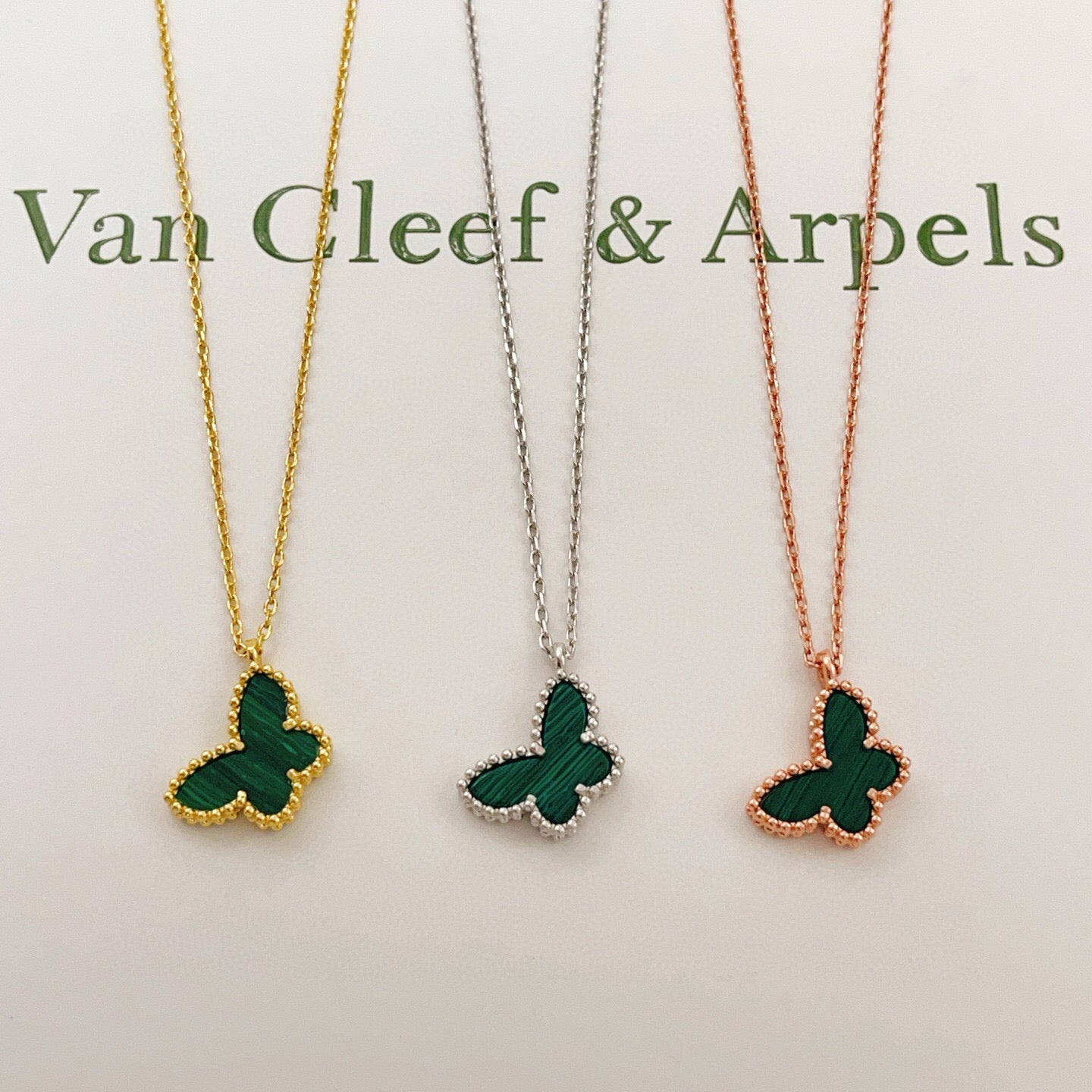 China Replica Van Cleef Arpels Necklaces 37usd Only