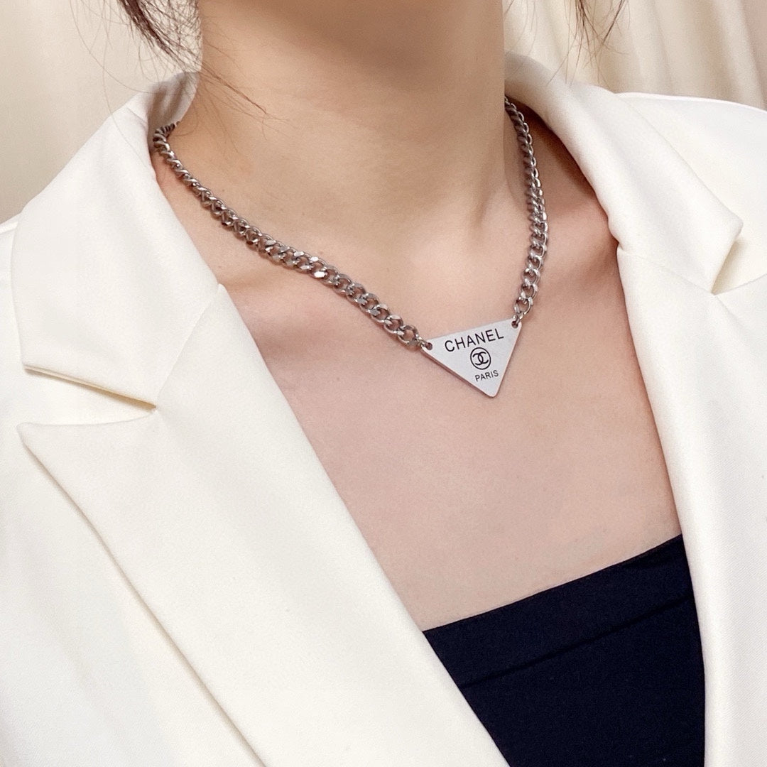 China Replica Chanel Necklaces 27usd Only
