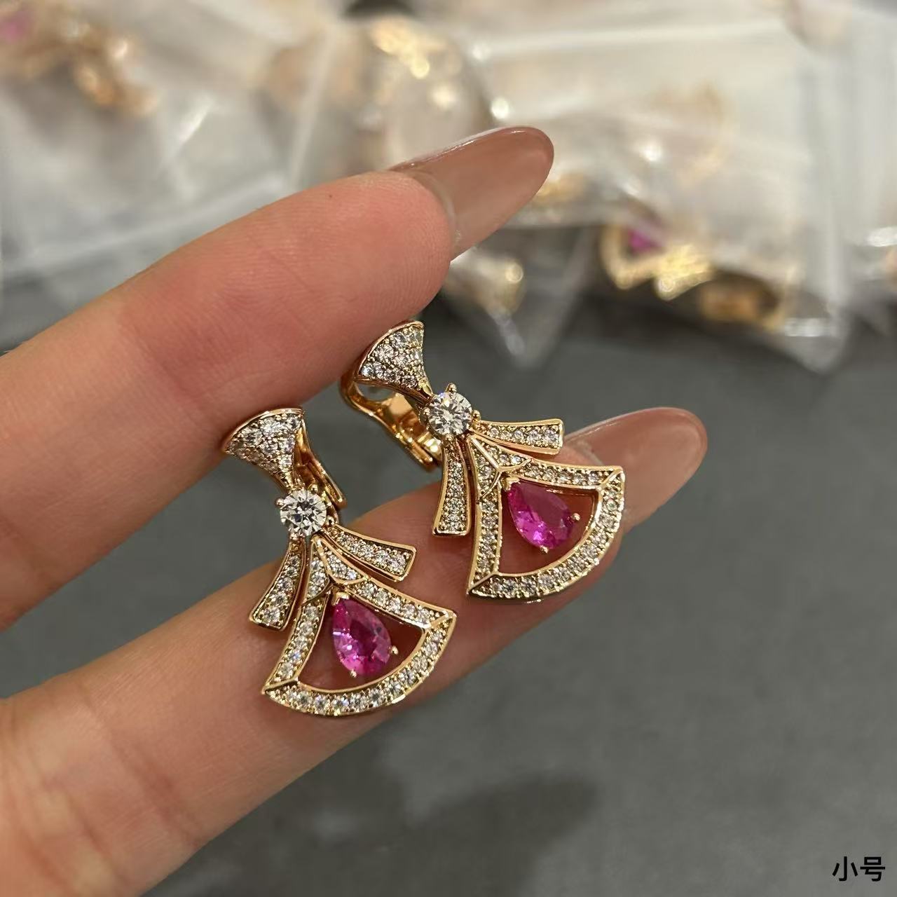 China Replica Bvlgari Earrings 65usd Only