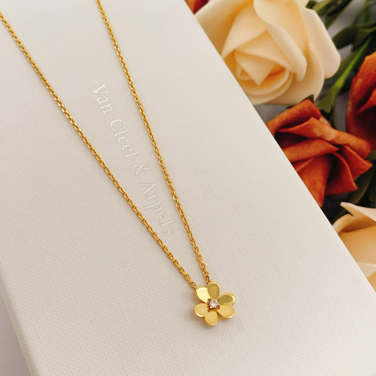 China Replica Van Cleef Arpels Necklaces 32usd Only