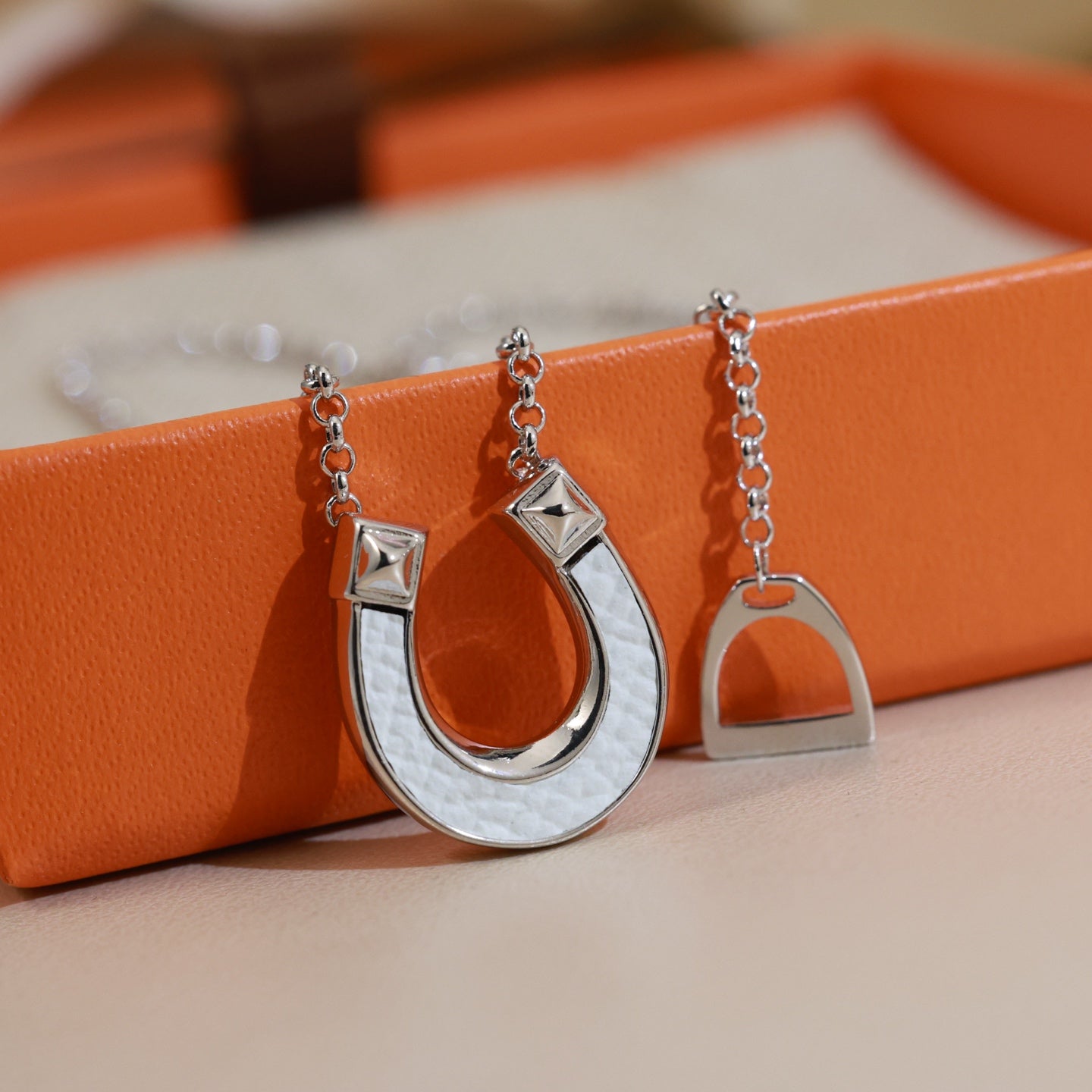 China Replica Hermes Necklaces 33usd Only