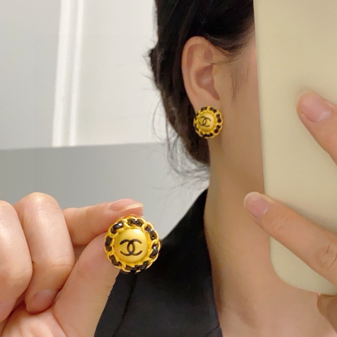 China Replica Chanel Earrings 25usd Only