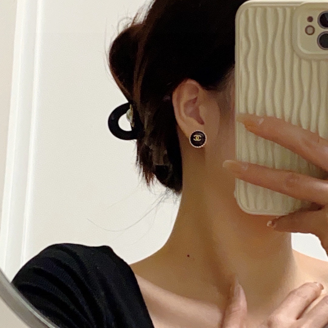 China Replica Chanel Earrings 25usd Only