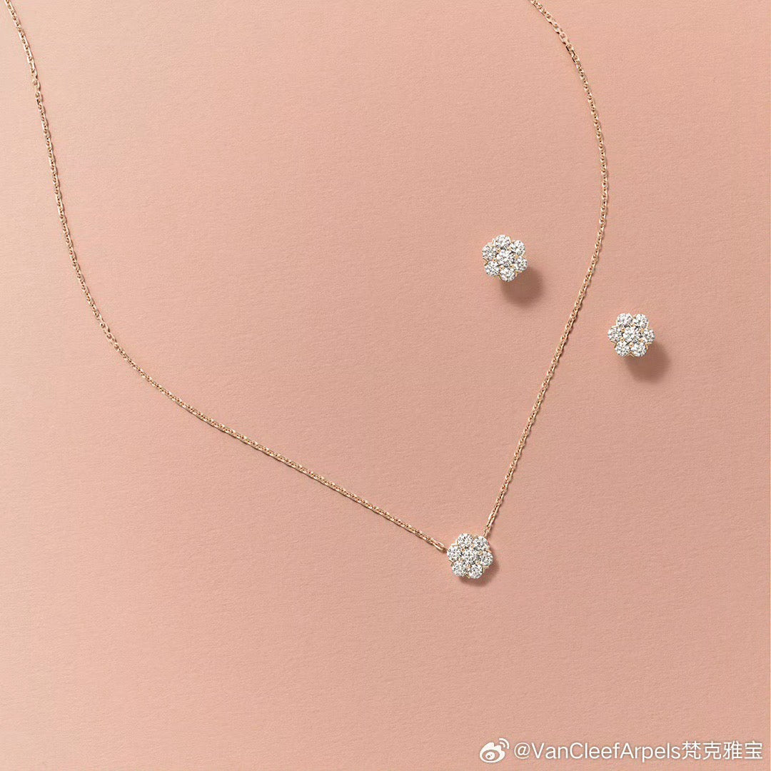 China Replica Van Cleef Arpels Necklaces 51usd Only