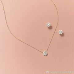 China Replica Van Cleef Arpels Necklaces 51usd Only