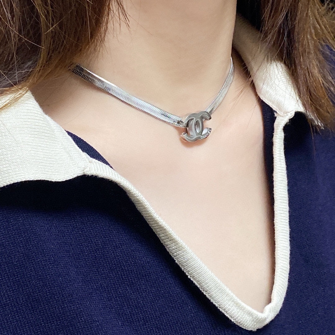 China Replica Chanel Necklaces 27usd Only