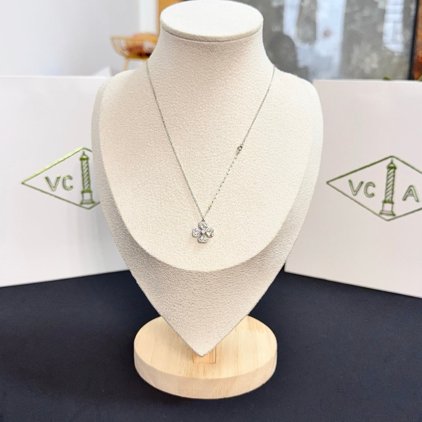 China Replica Van Cleef Arpels Necklaces 51usd Only