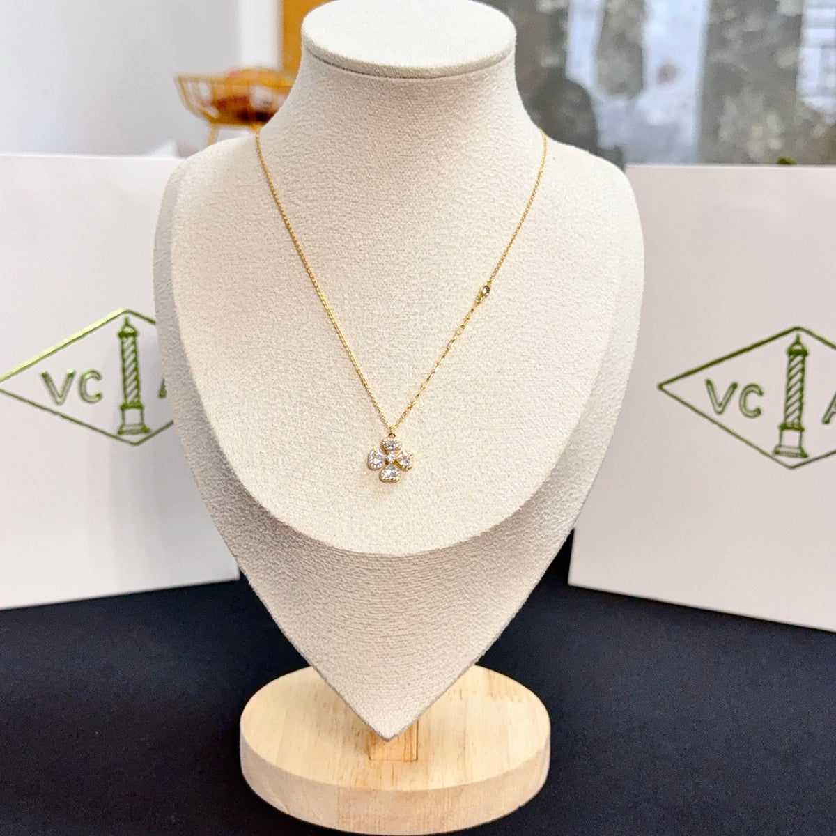 China Replica Van Cleef Arpels Necklaces 51usd Only