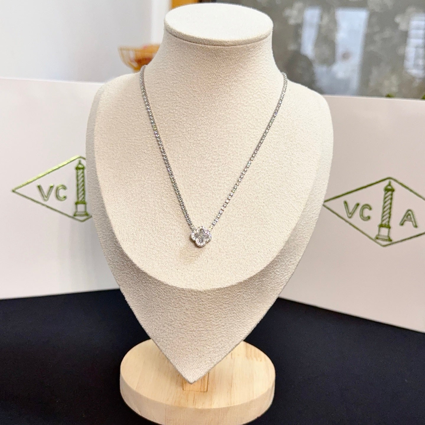 China Replica Van Cleef Arpels Necklaces 63usd Only
