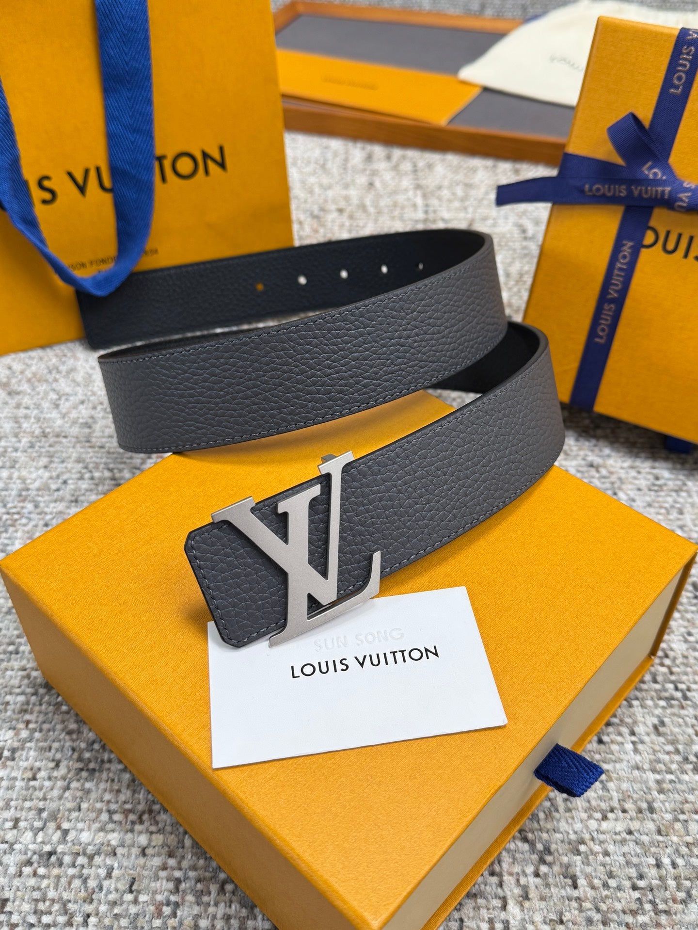 China Replica LV Belts 49usd Only