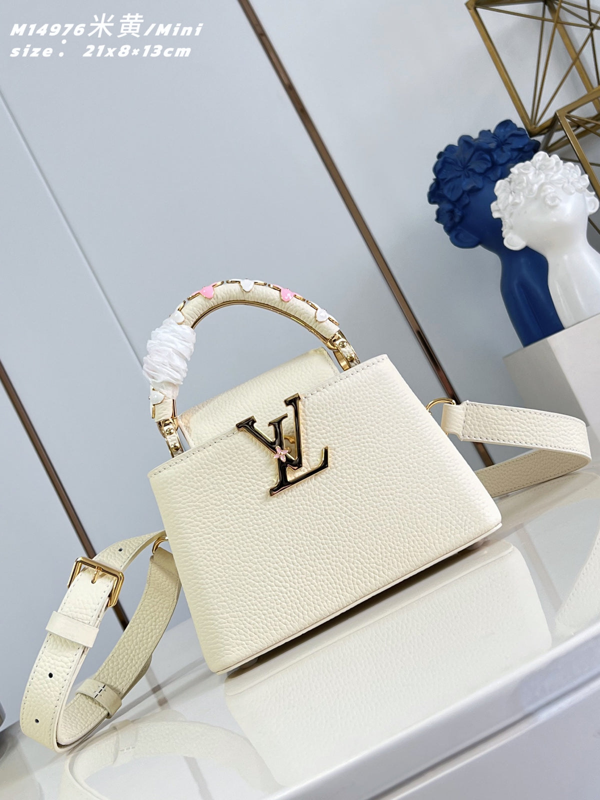 China Replica LV Handbags 315usd Only