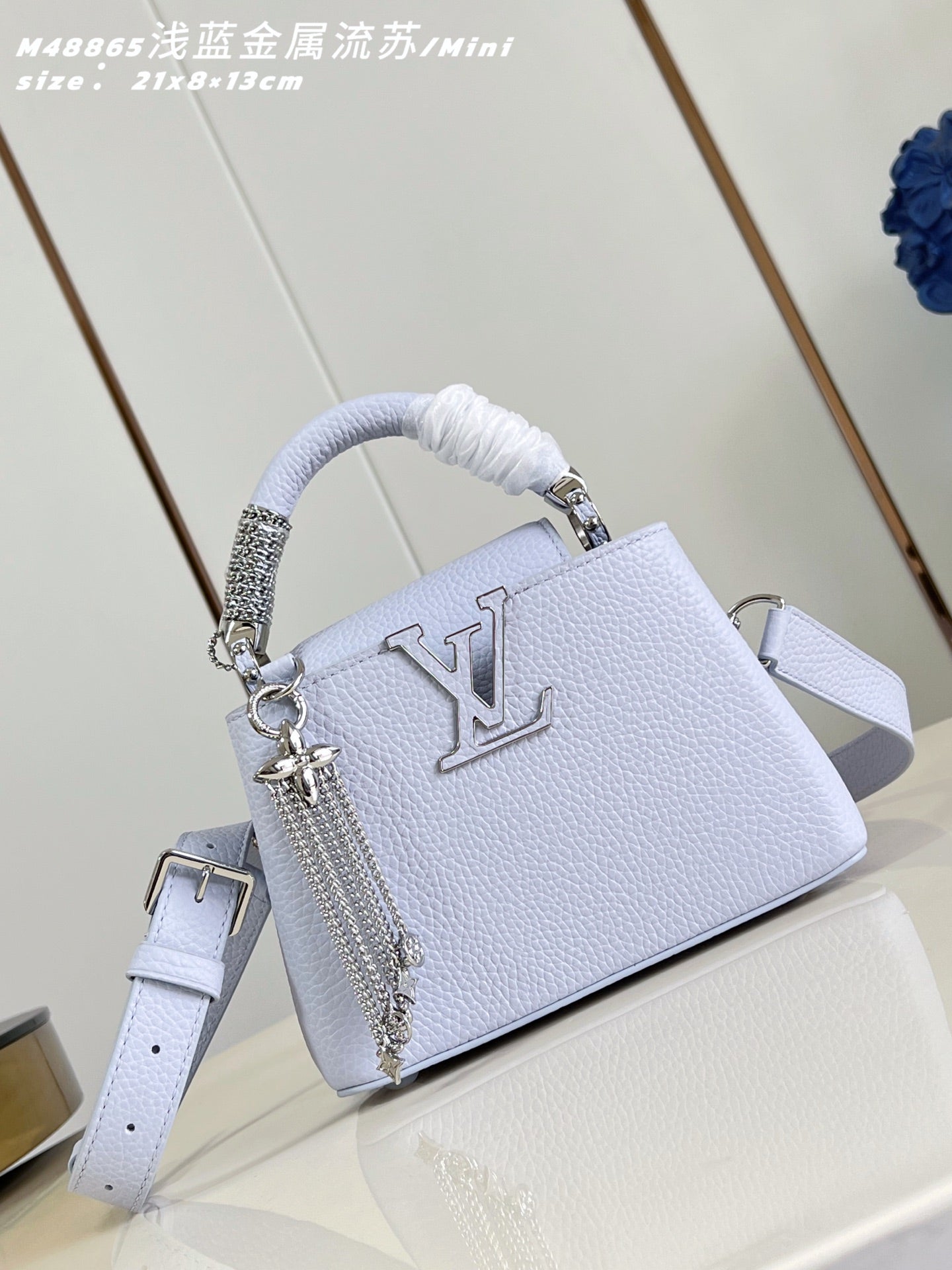 China Replica LV Handbags 345usd Only