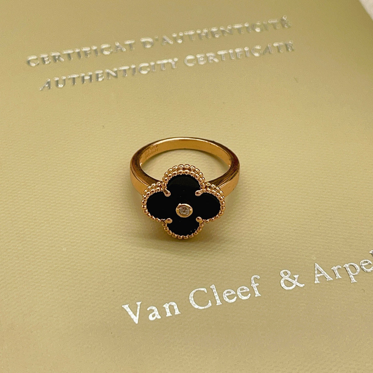China Replica Van Cleef Arpels Rings 28usd Only