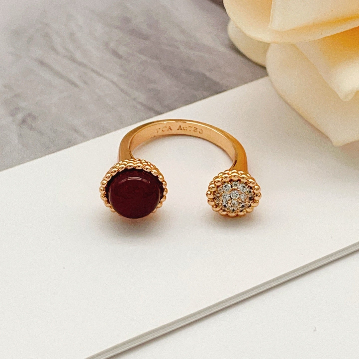 China Replica Van Cleef Arpels Rings 29usd Only