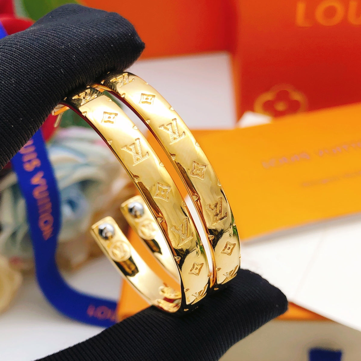 China Replica LV Earrings 28usd Only