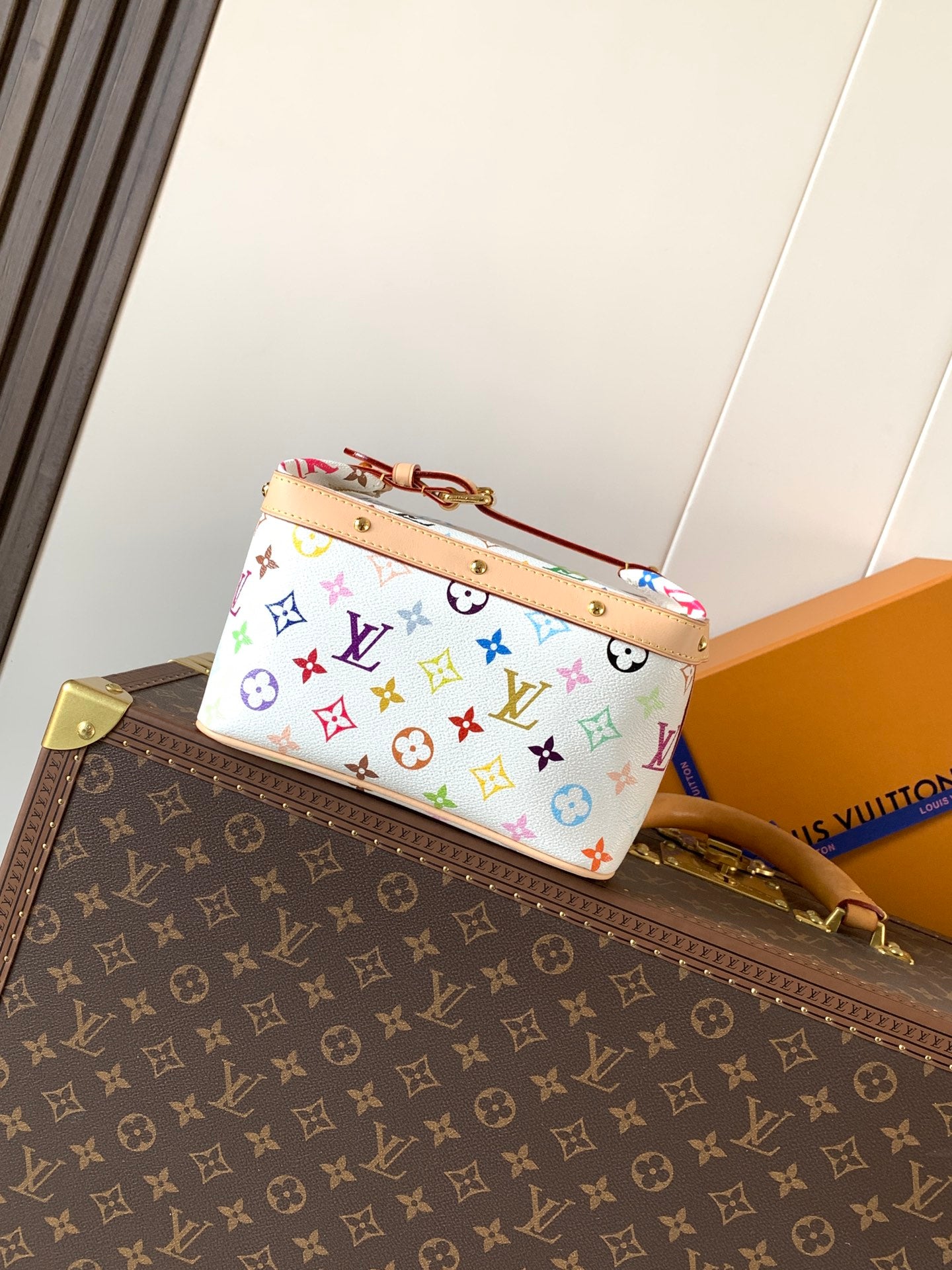 China Replica LV Handbags 135usd Only