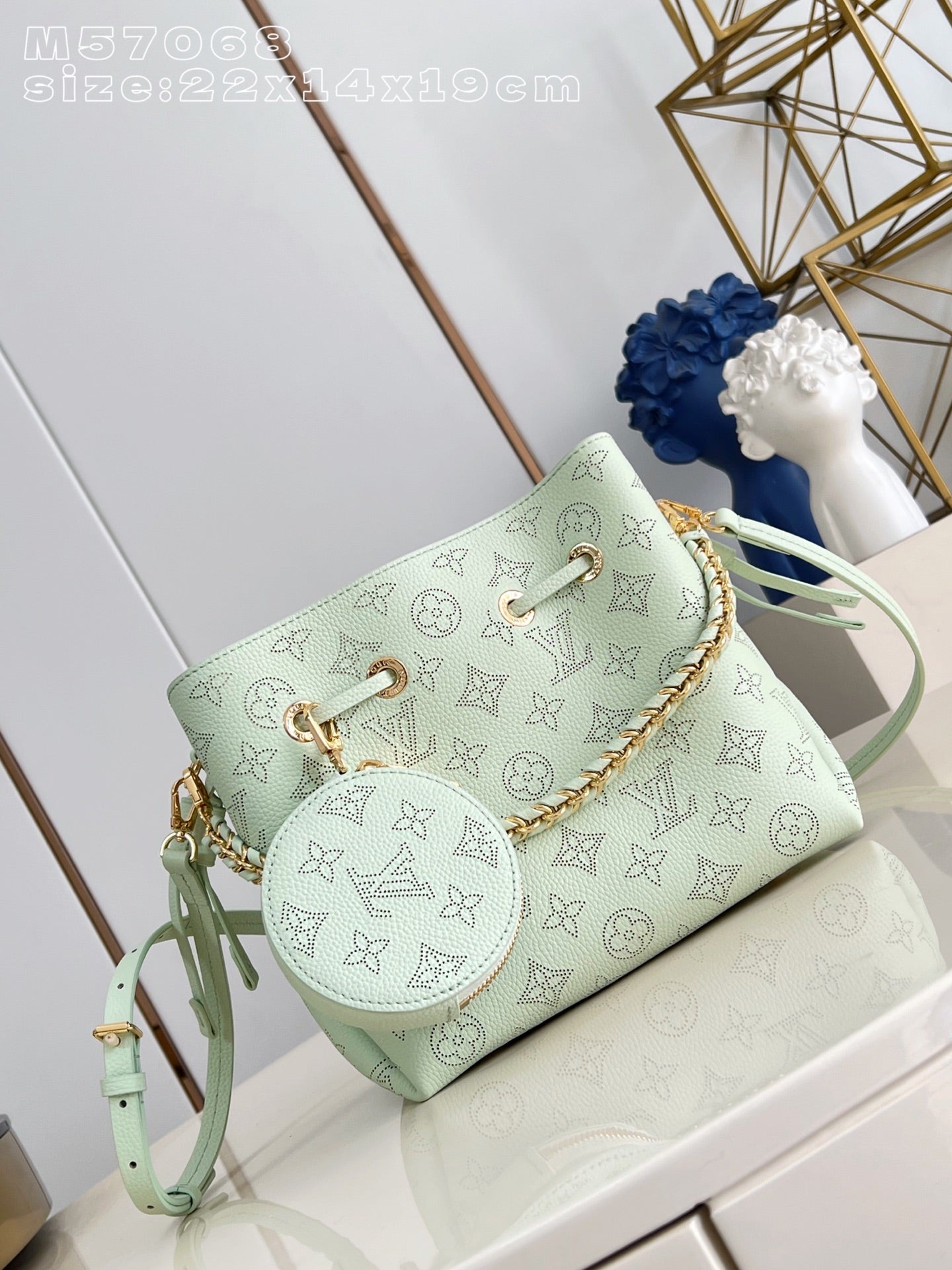 China Replica LV Handbags 222usd Only