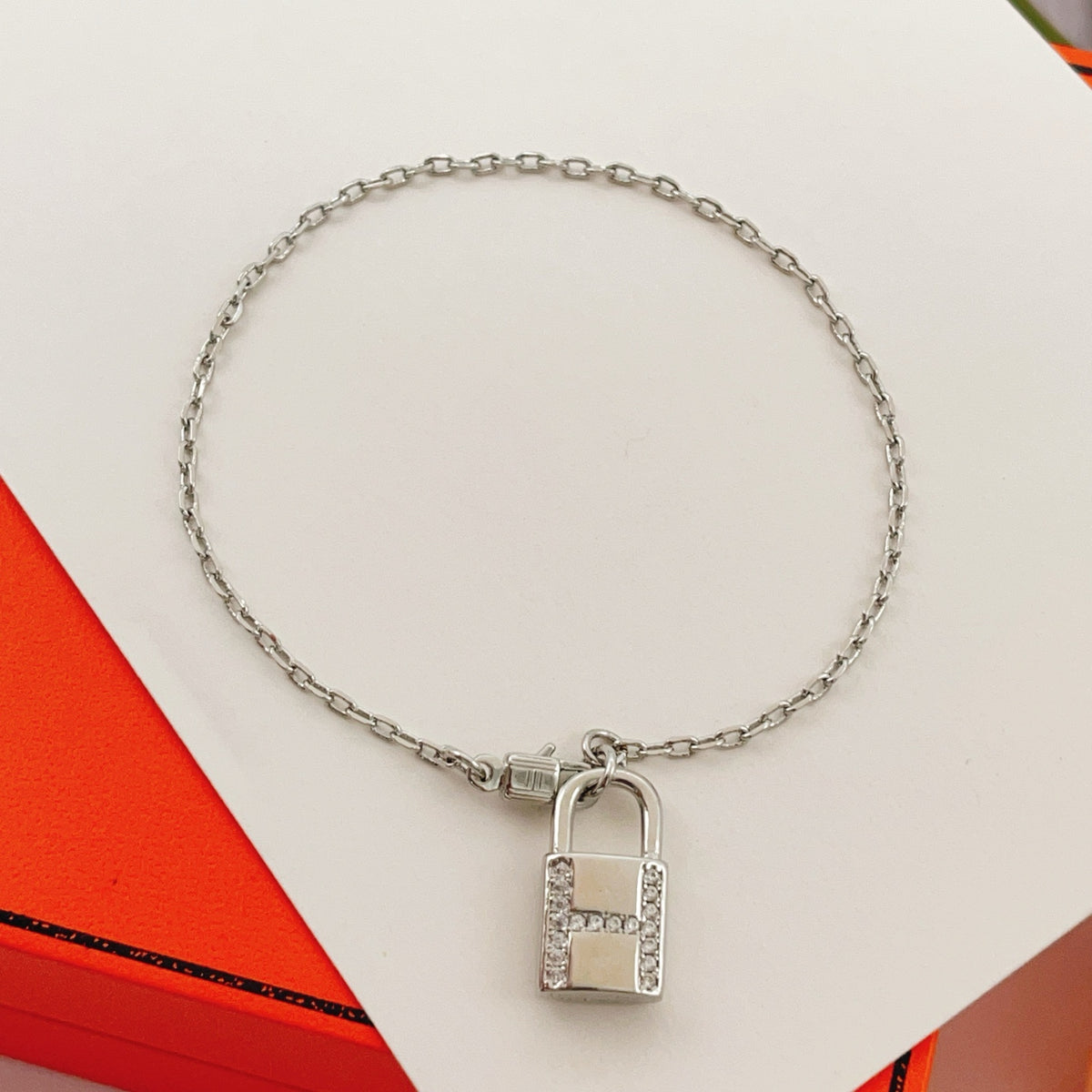China Replica Hermes Bracelets 26usd Only