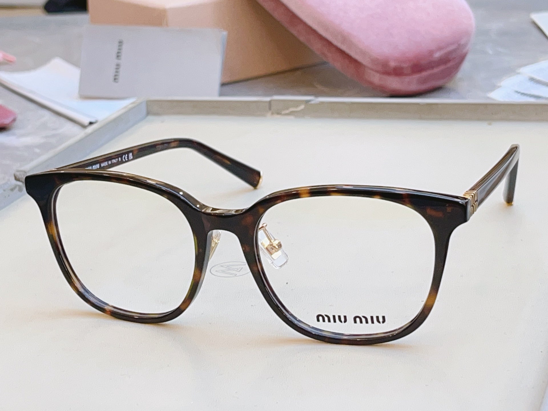 China Replica MiuMiu Sunglasses 40usd Only