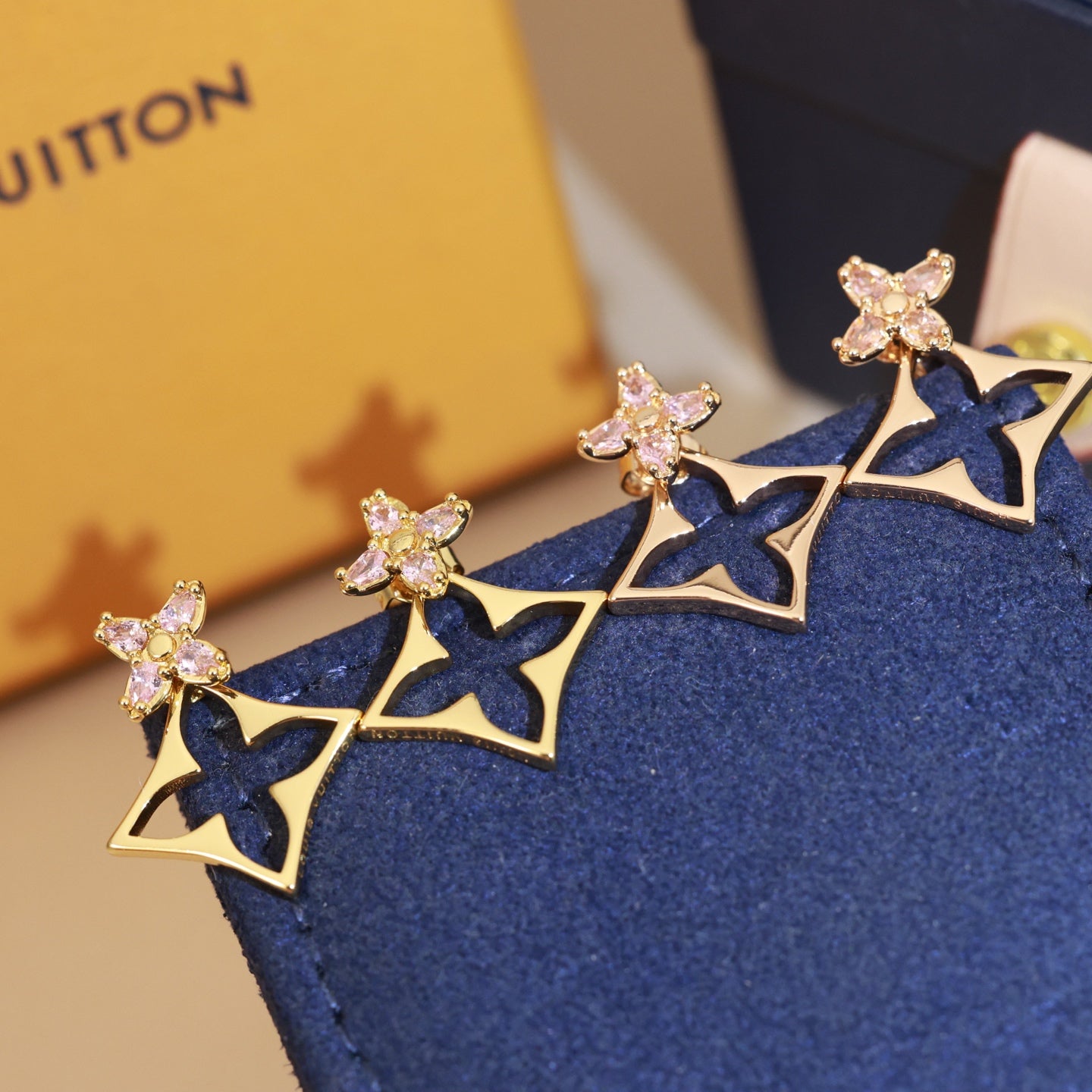 China Replica LV Earrings 28usd Only