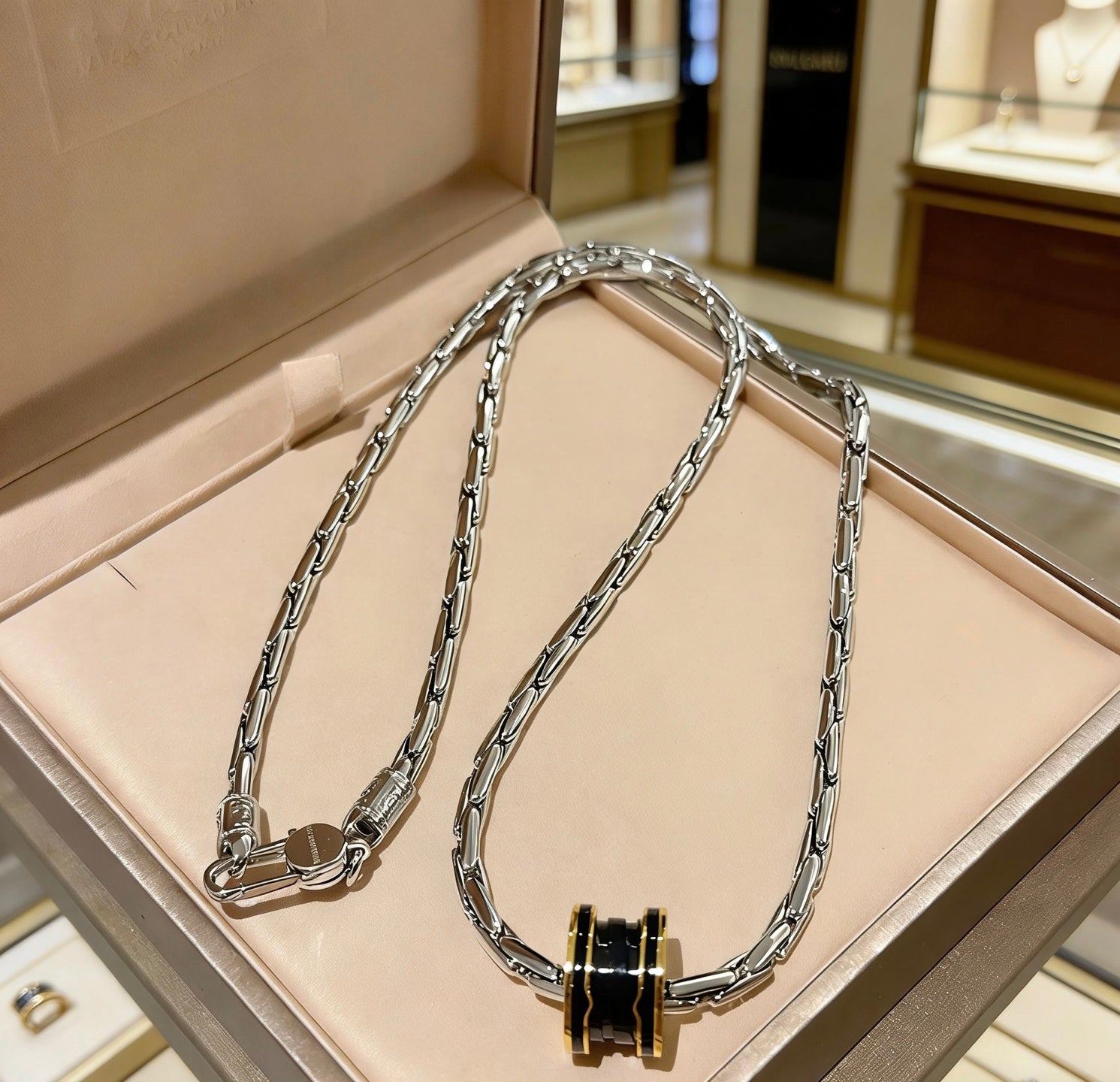 China Replica Bvlgari Necklaces 75usd Only