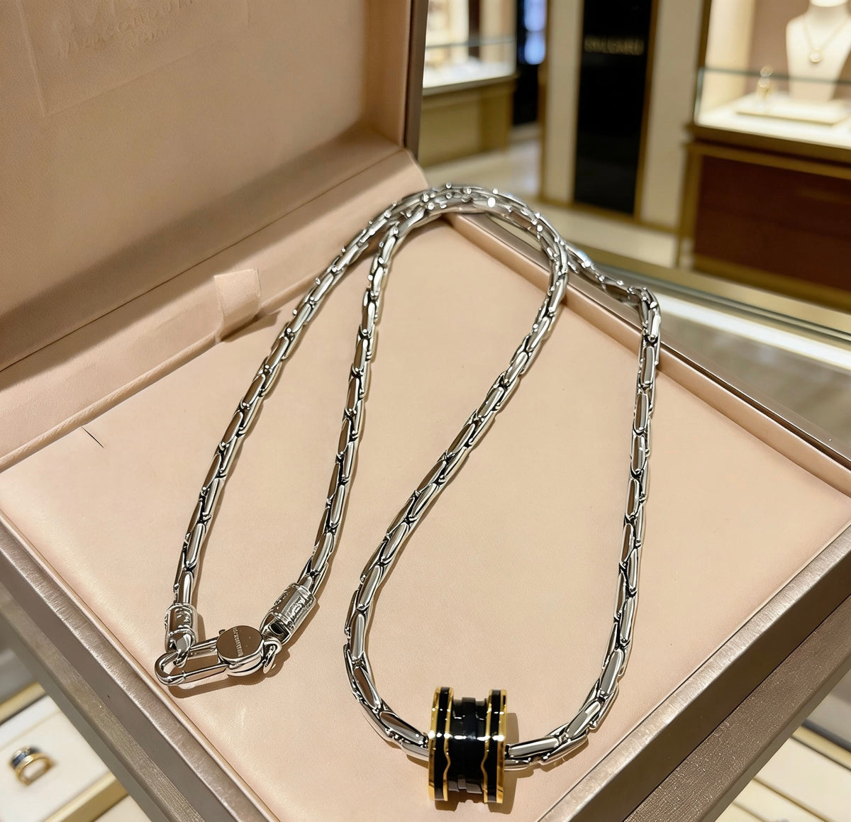 China Replica Bvlgari Necklaces 75usd Only