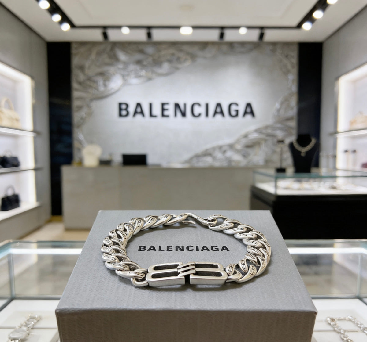 China Replica Balenciaga Bracelets 60usd Only