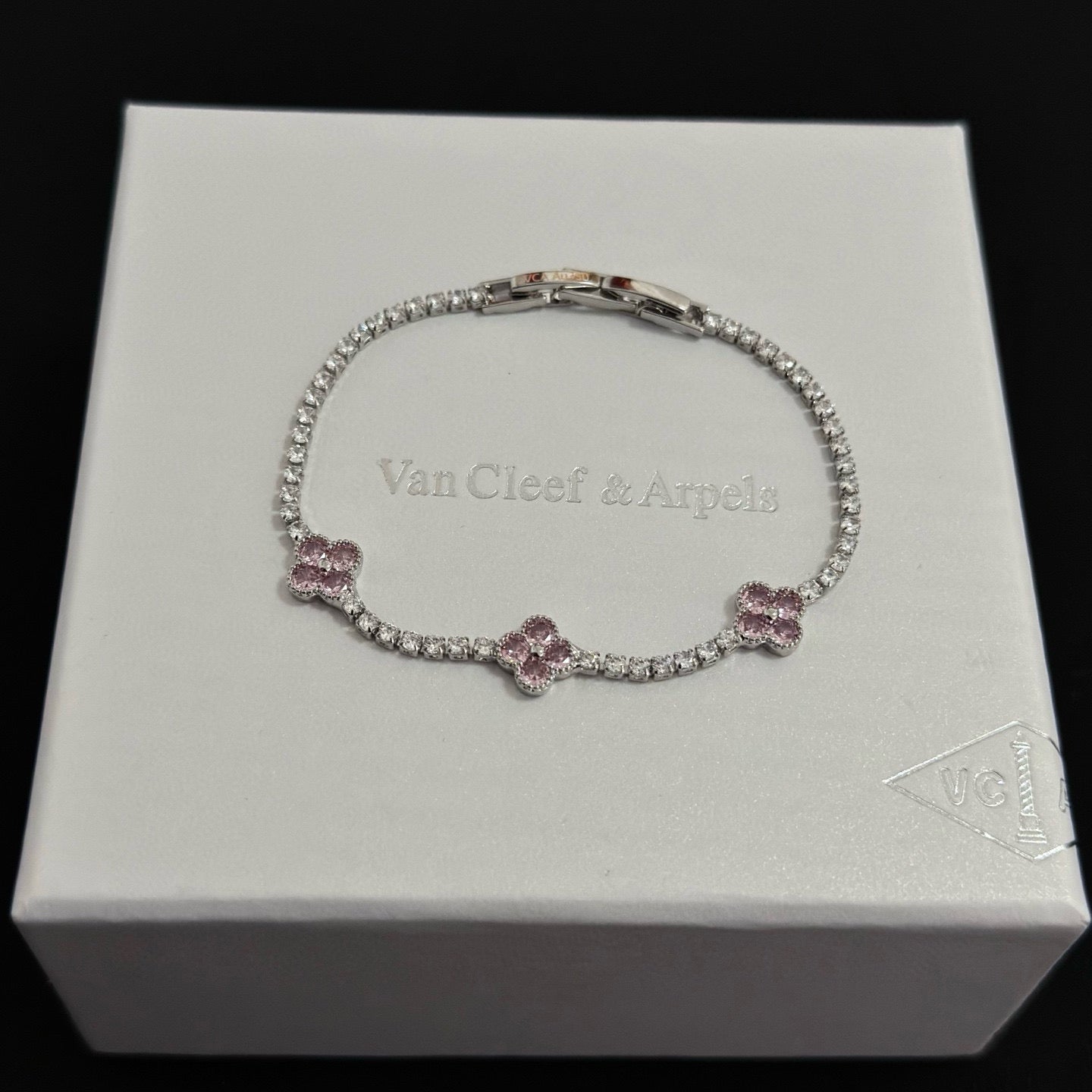 China Replica Van Cleef Arpels Bracelets 48usd Only