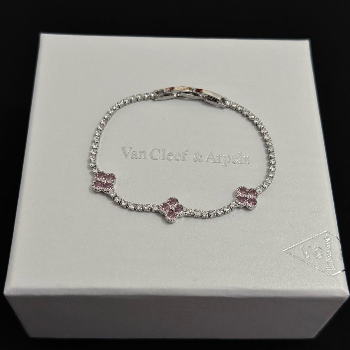 China Replica Van Cleef Arpels Bracelets 48usd Only