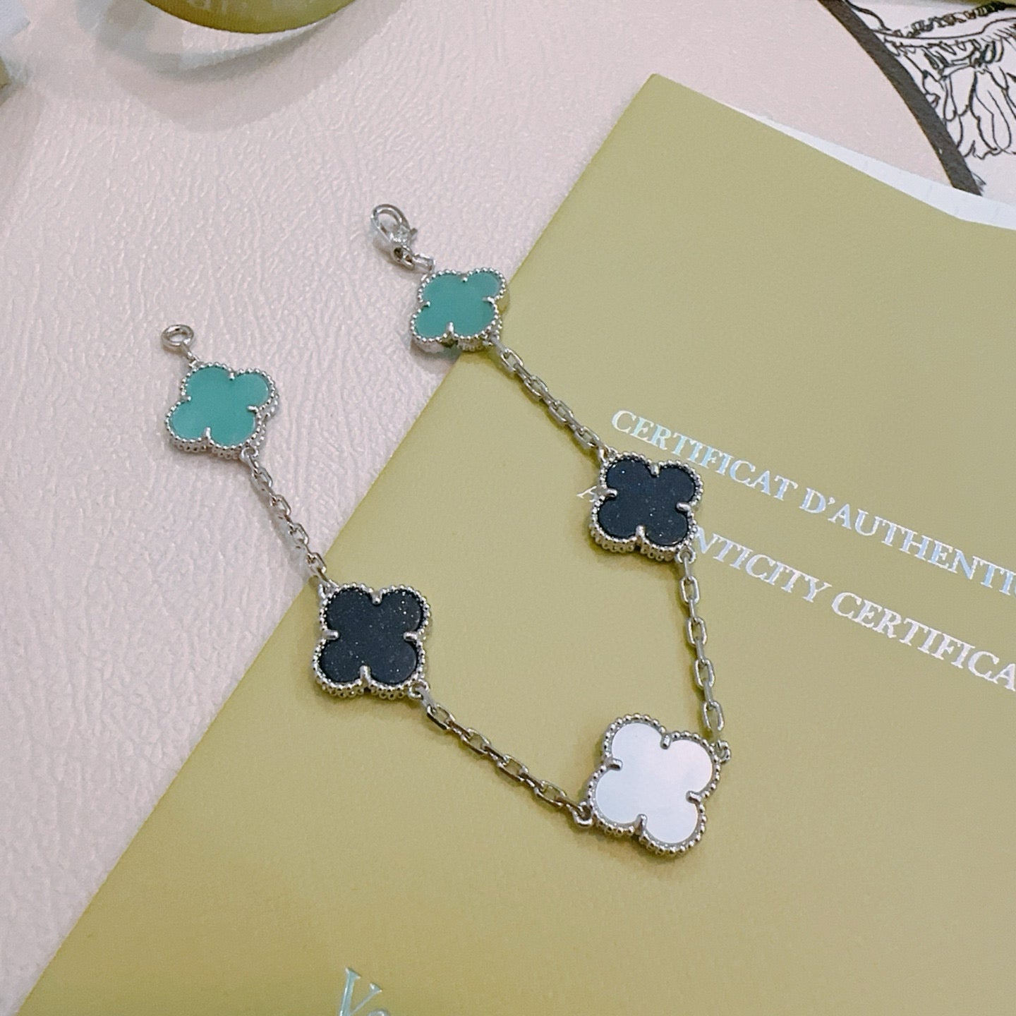 China Replica Van Cleef Arpels Bracelets 40usd Only